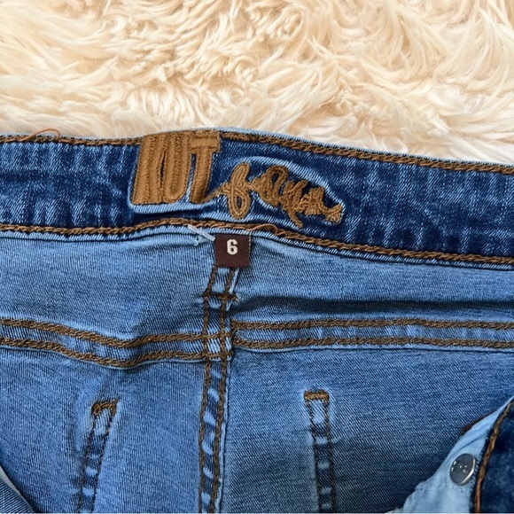 Kut from the Kloth Jeans - Picture 3 of 16